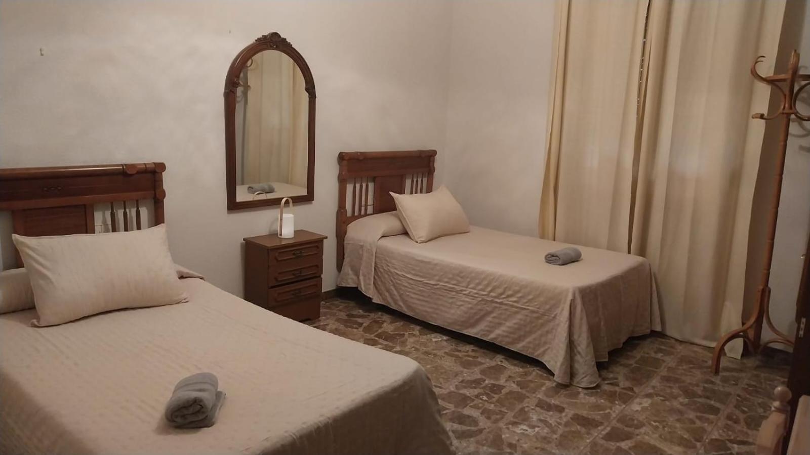 Magdeleine Village Almagro Luaran gambar